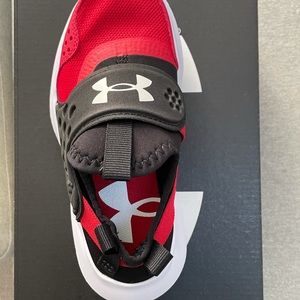 Under Armour youth sneakers - new in box never worn